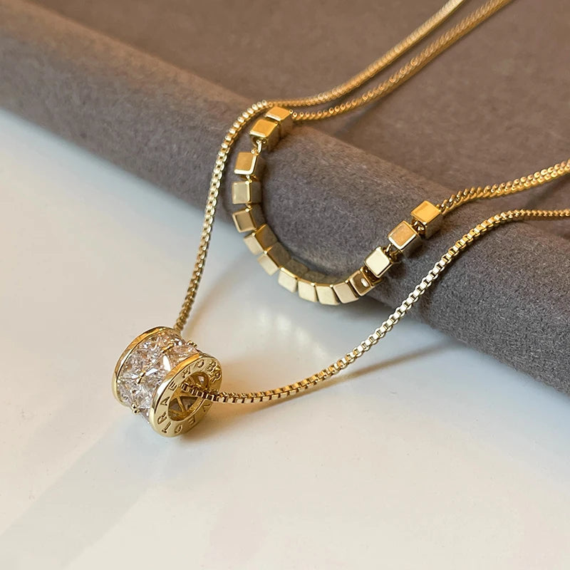 The London Look Necklace - Pendant Necklace for Ladies The London Look Necklace - Pendant Necklace for Ladies